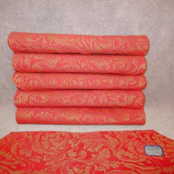 Vtg Holiday Red Placemats Gold Shimmer Paisley Set Of 6 Reversible Regency - Picture 7 of 7